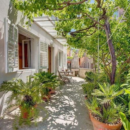 Apartman Pia Mali Lošinj Екстериор снимка