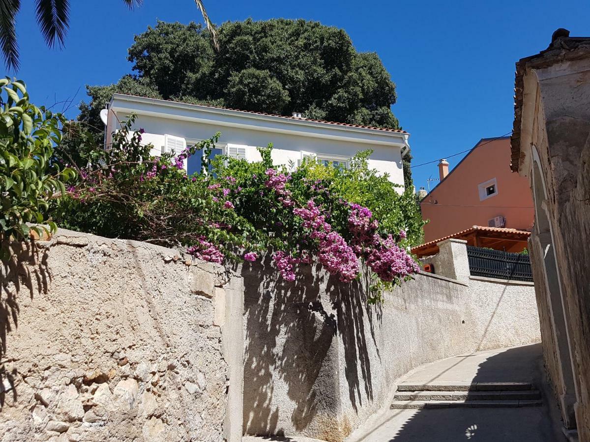 Apartman Pia Mali Lošinj Екстериор снимка